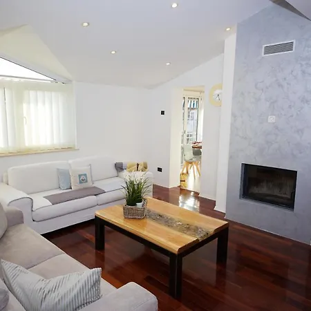 Apartament Leonardo *